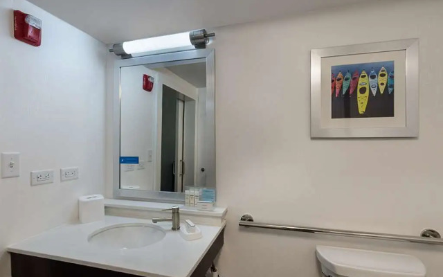 Holiday Inn Express Covington