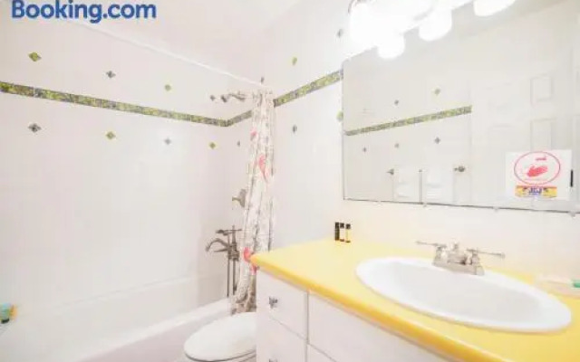 Great Escape-4BR by Grand Cayman Villas & Condos