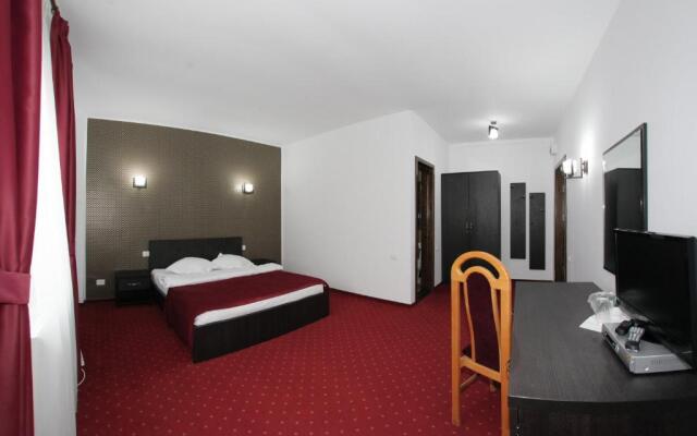 Hotel Rebis International