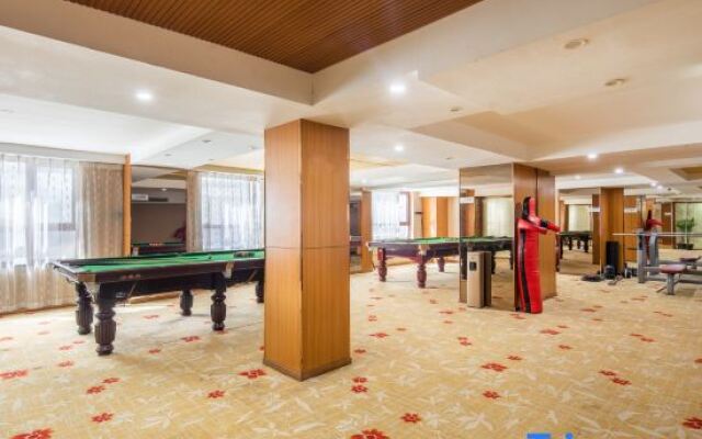 Beijing GuoMen Business Hotel