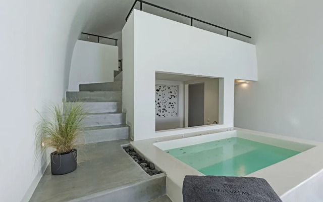 Thera Villas