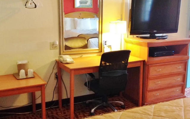 Studio 6 Aberdeen, MD