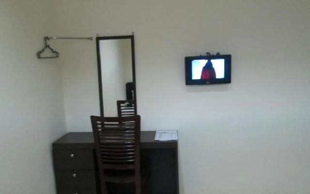 Mahkota Hotel Genteng