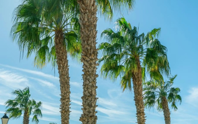 Planta baja en Club Salino con piscina comunitaria