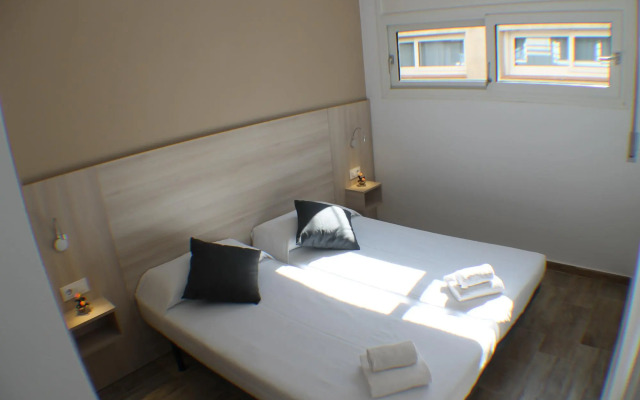 Rescator Resort 325 in Roses