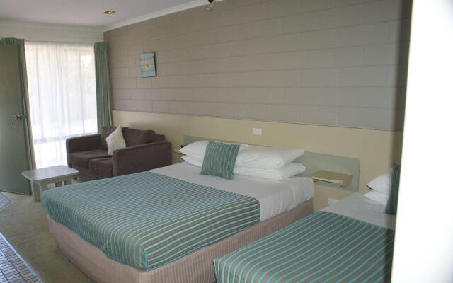 Sandbar Motel