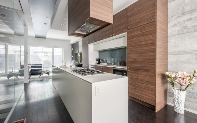 GLOBALSTAY Luxury Townhouse in Downtown Toronto
