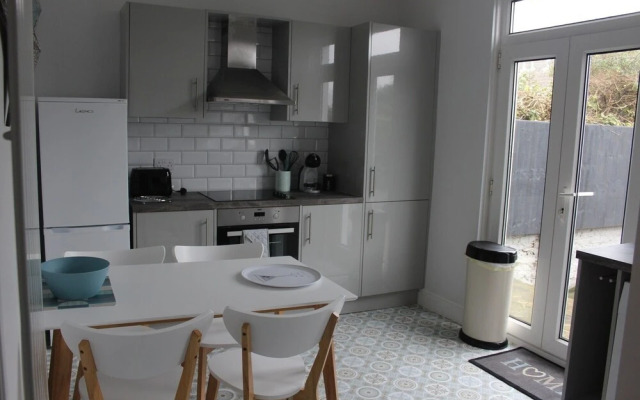 Immaculate 2-bed House