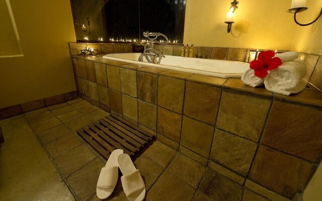 Elephant Plains Game Lodge