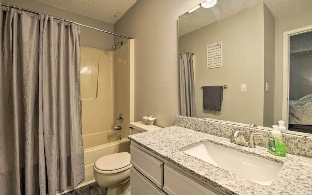 Cozy Branson Condo Near Lakes & Theatre District