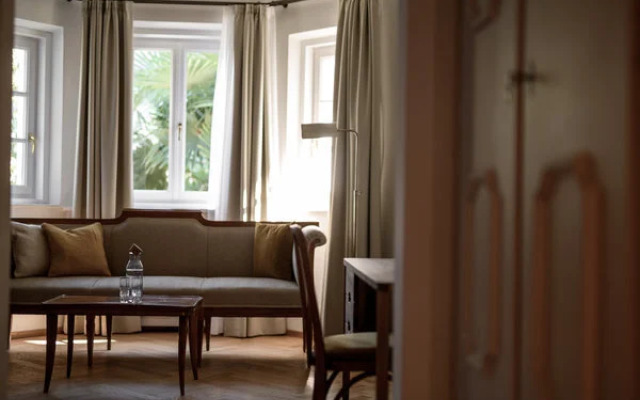 Villa Arnica Suites & Garden