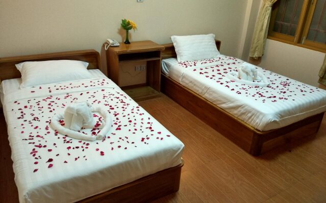 Thiri Mingalar Hotel