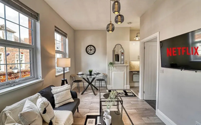 Host Stay Taylor Apartment