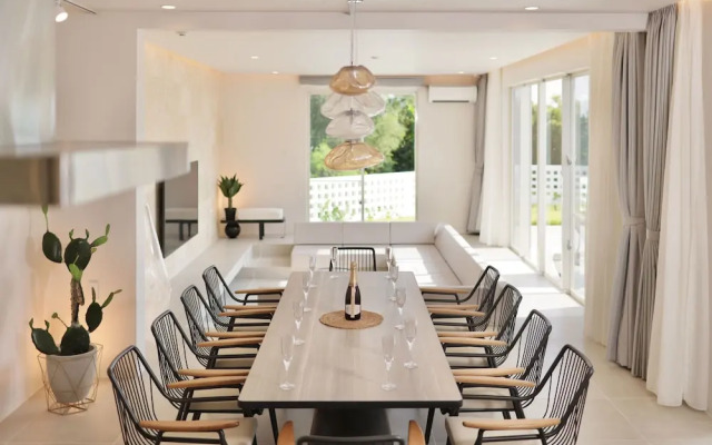 Crystal Villa Bayside