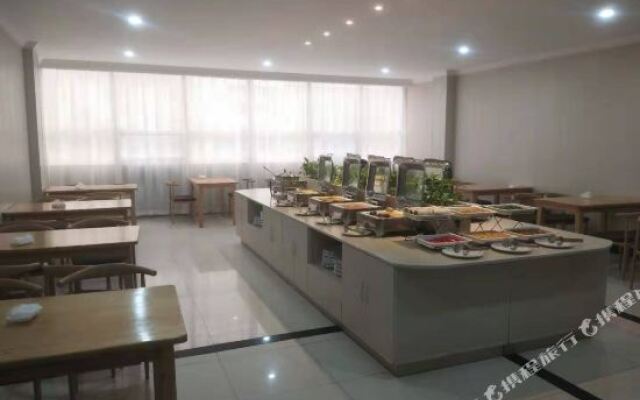 Home Inn Pebble Hotel (Changzhou University City)