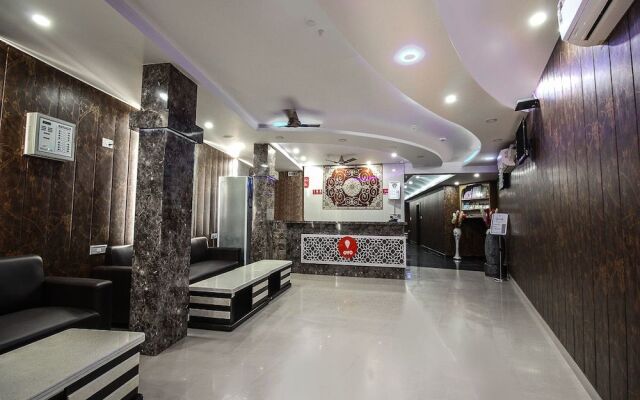 OYO 15783 Hotel Shree Kanji Palace