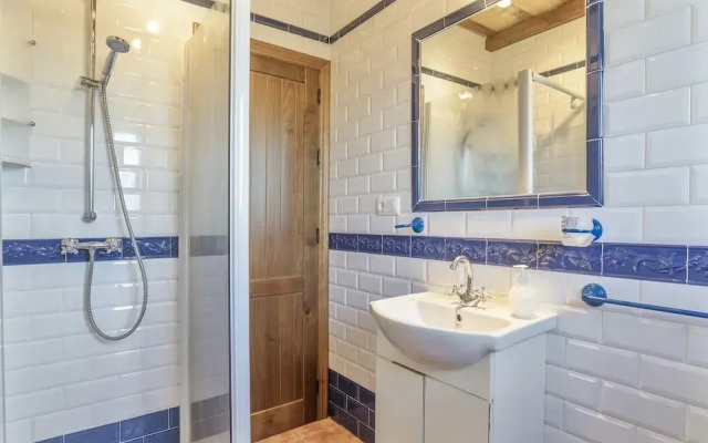 Casa con piscina compartida Conil de 5