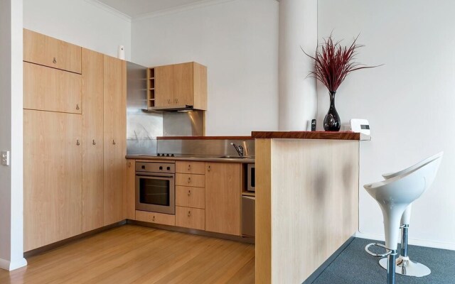 QV Attractive Princes Wharf West Apt - 423