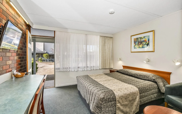Cedar Lodge Motel Morwell