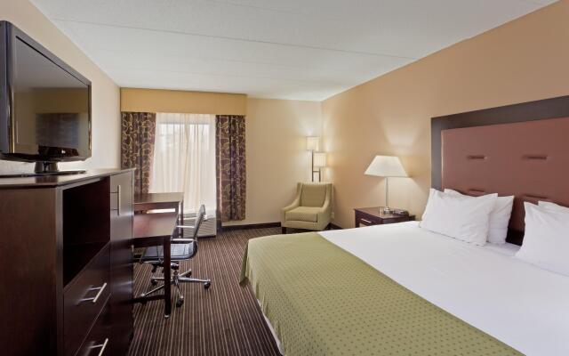 Holiday Inn Express Suites Charleston by IHG
