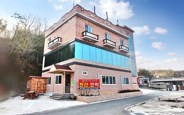 hotelImage