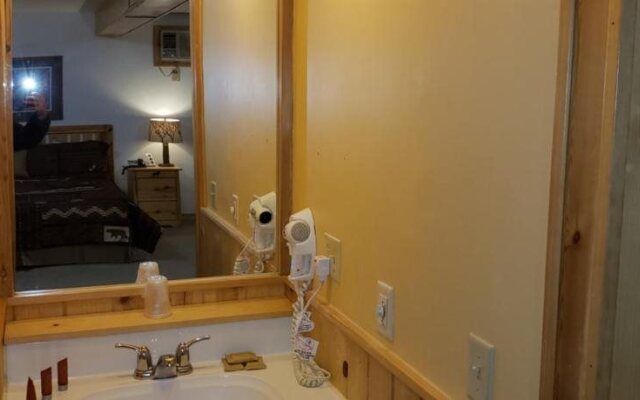 The Willard Munger Inn