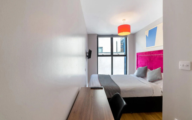 OYO Vincent Apartments