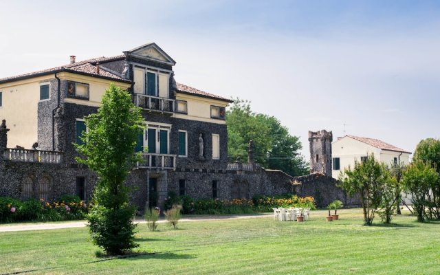 Villa Fava