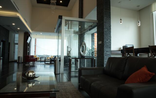 Lithio Hotel