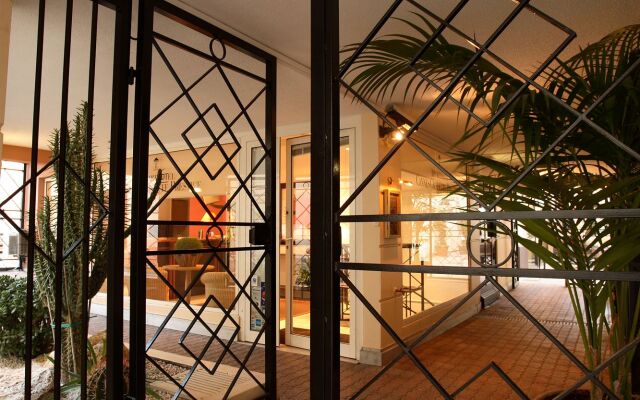 Cannes Croisette Prestige