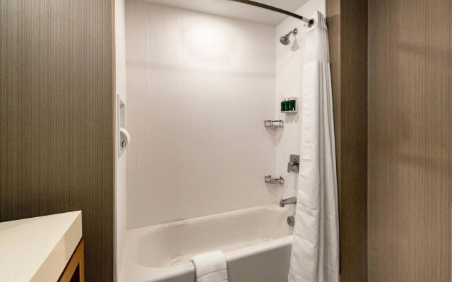 Courtyard by Marriott Winston - Salem Downtown