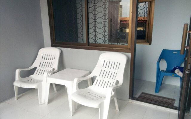 A & P House Charansanitwong