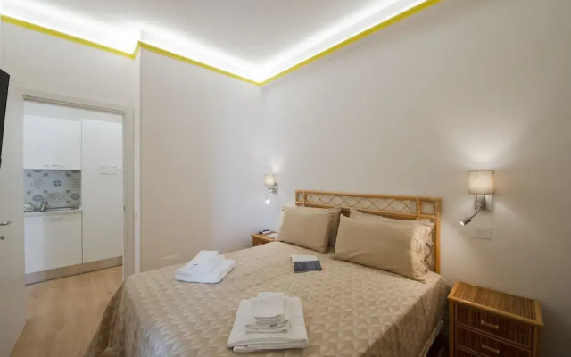 Suite Nerano - In the Center of Maiori a few Steps From the sea
