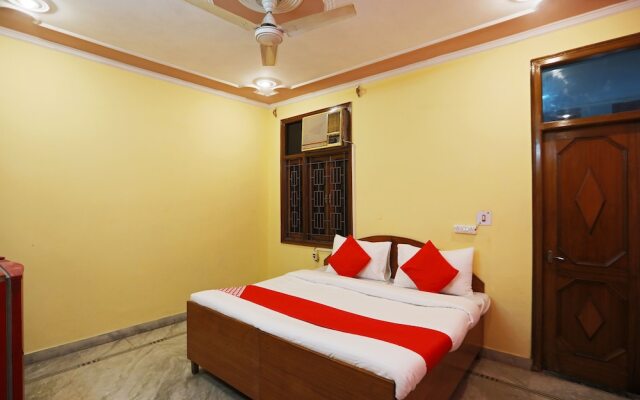 Singh Hotel by OYO Rooms