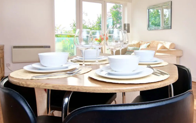 Impeccable 2-bed Apartment