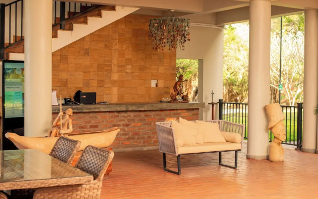 Waters Edge By Serendib