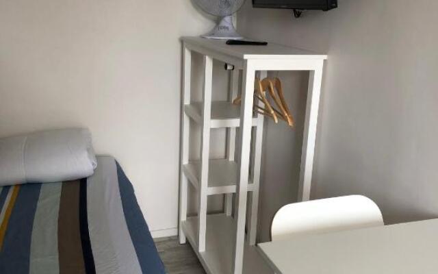 Joli Studio Meuble Proche de la Plage (Adults Only)