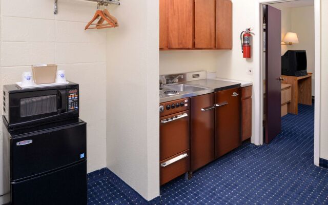 Americas Best Value Inn Geneva