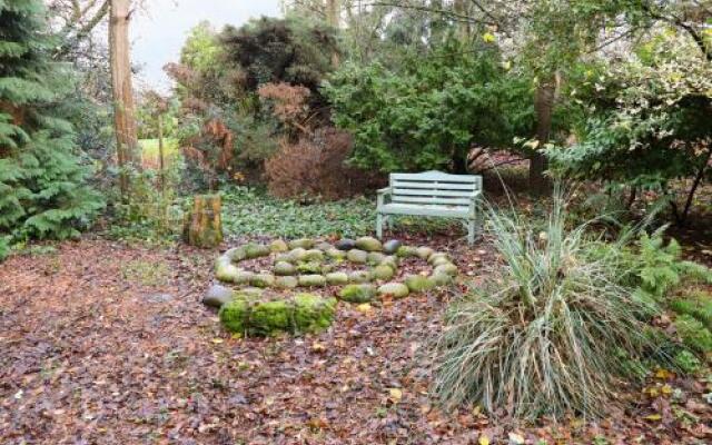 The Annex at 60 Rectory Lane