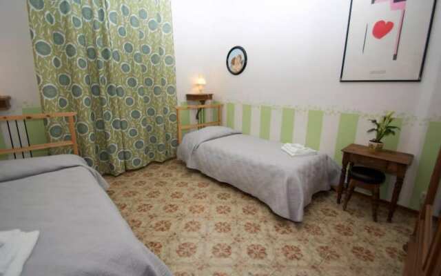 Bed and Breakfast La Casa Di Elide