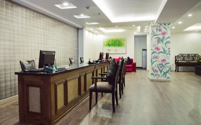 Hampton Hotel By Jinnu Lai