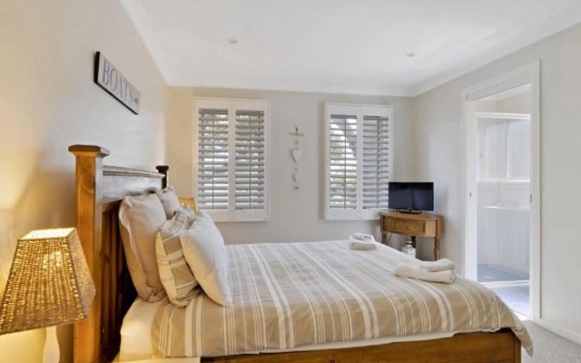 Walking Distance to Everything in Huskisson