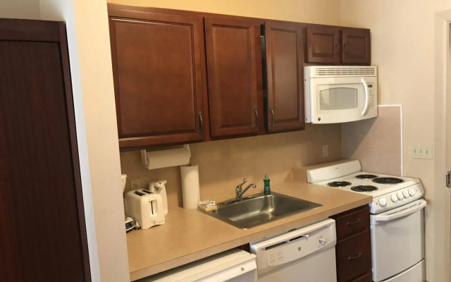 Carriage House Country Club