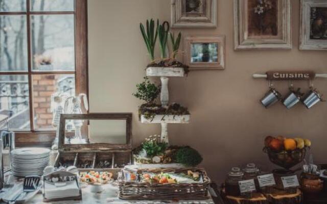 ForRest Hotel & Restaurant
