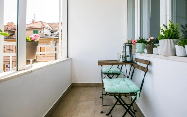 The Harmony Rooms Split