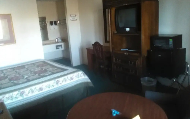 The Razorback Lodge