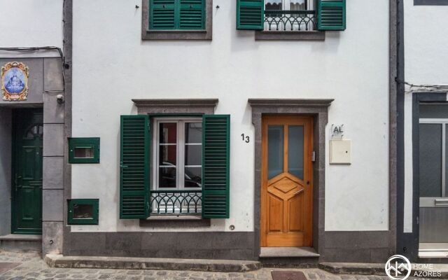 Home Azores - Calheta Suites Downtown
