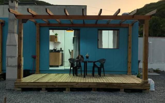 Container Guest House