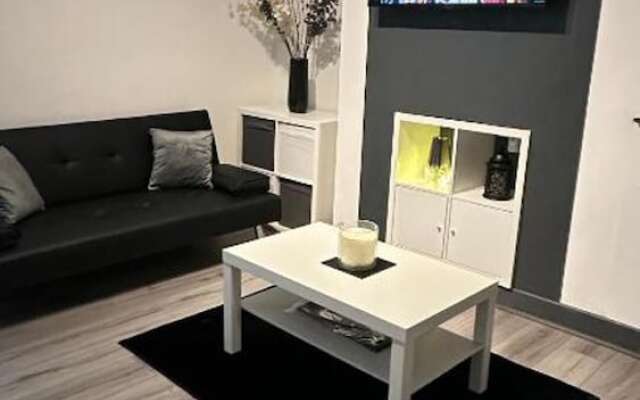 Modern 2 Bed Near Turf Moor Football Stadium