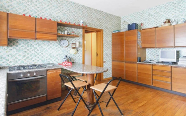 House With 5 Bedrooms in Caserta, With Pool Access, Enclosed Garden and Wifi Near the Beach